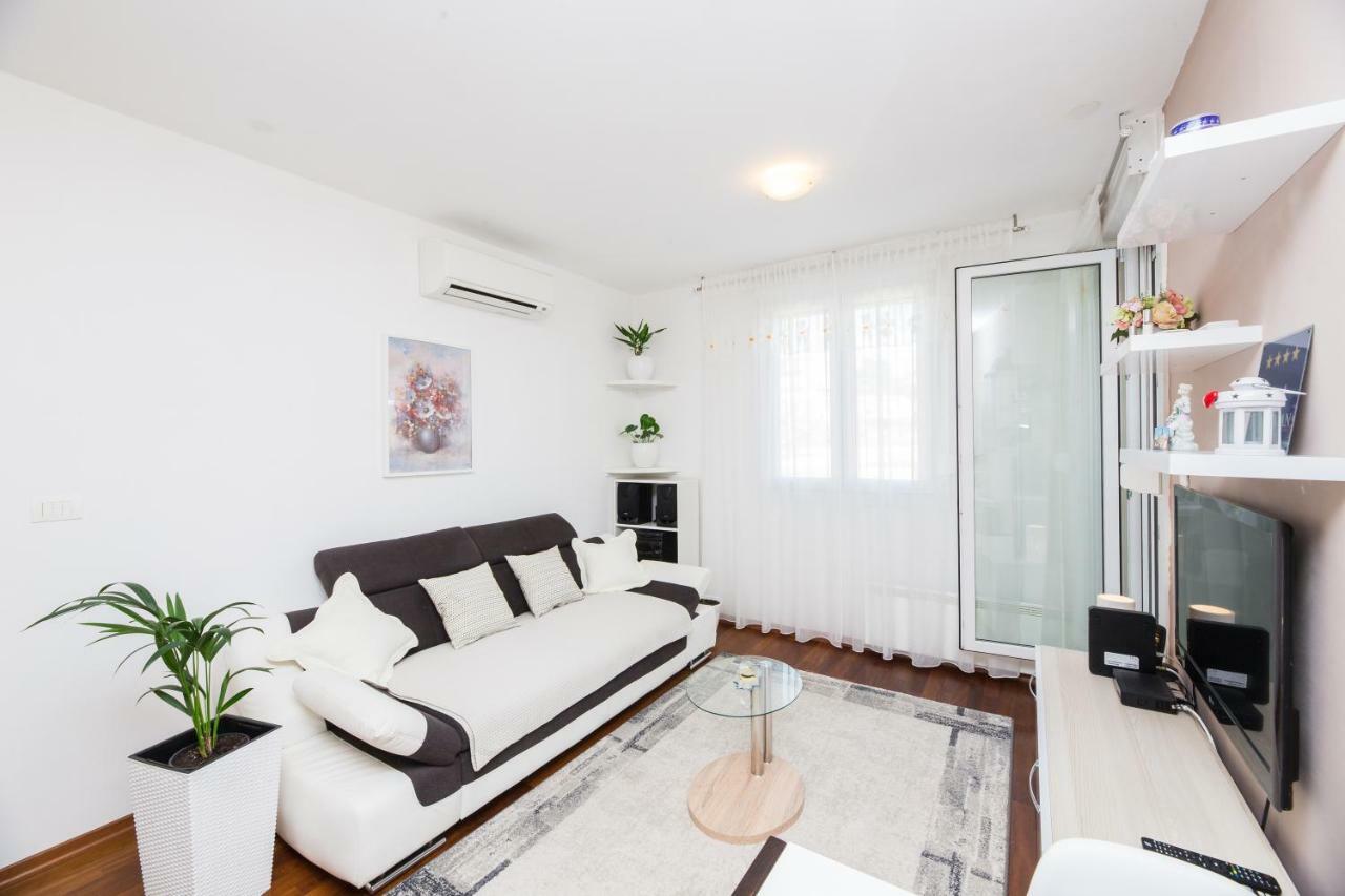 Apartman Bubli สปลิท ภายนอก รูปภาพ